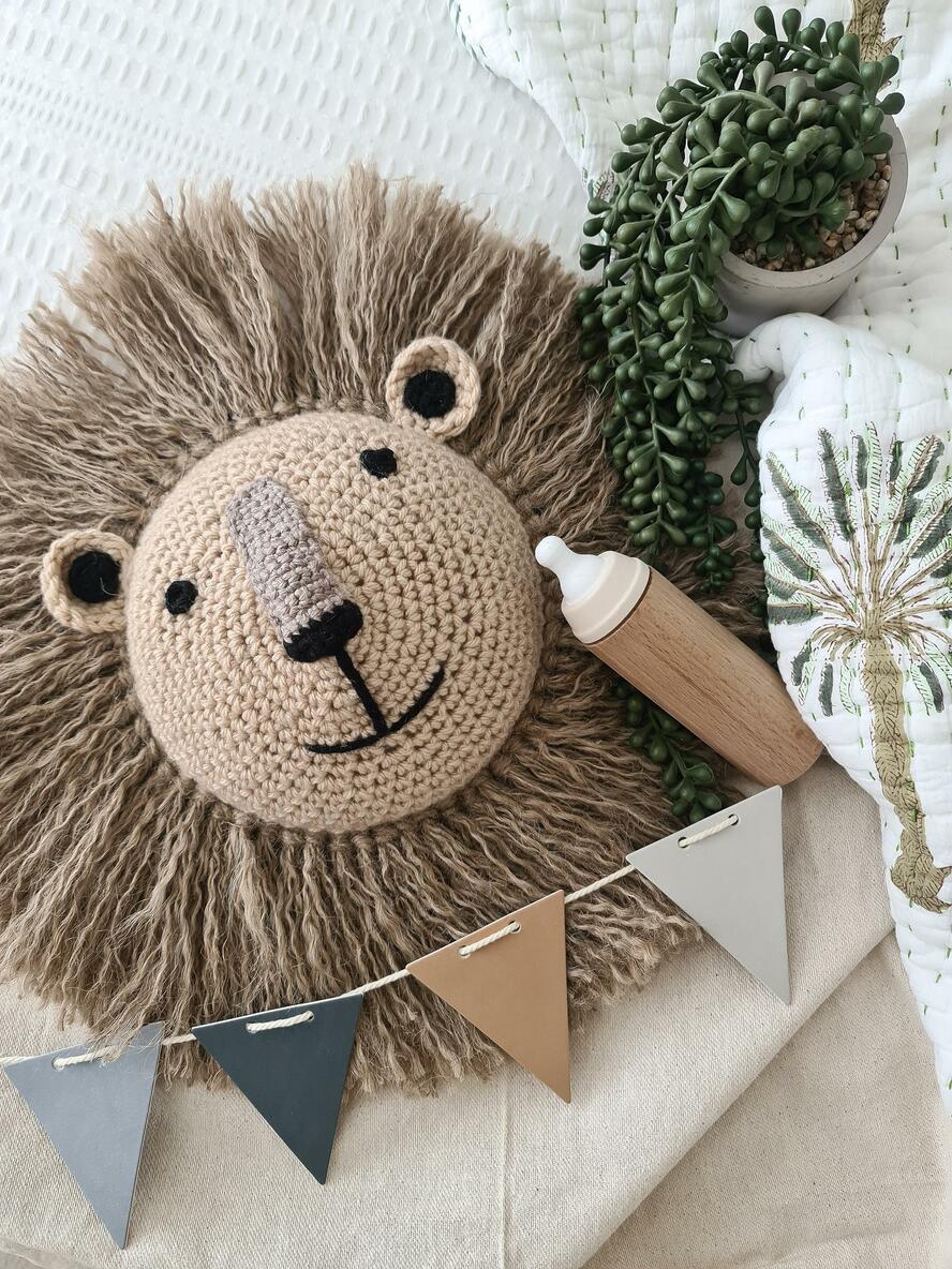 lion crochet animal head nursery