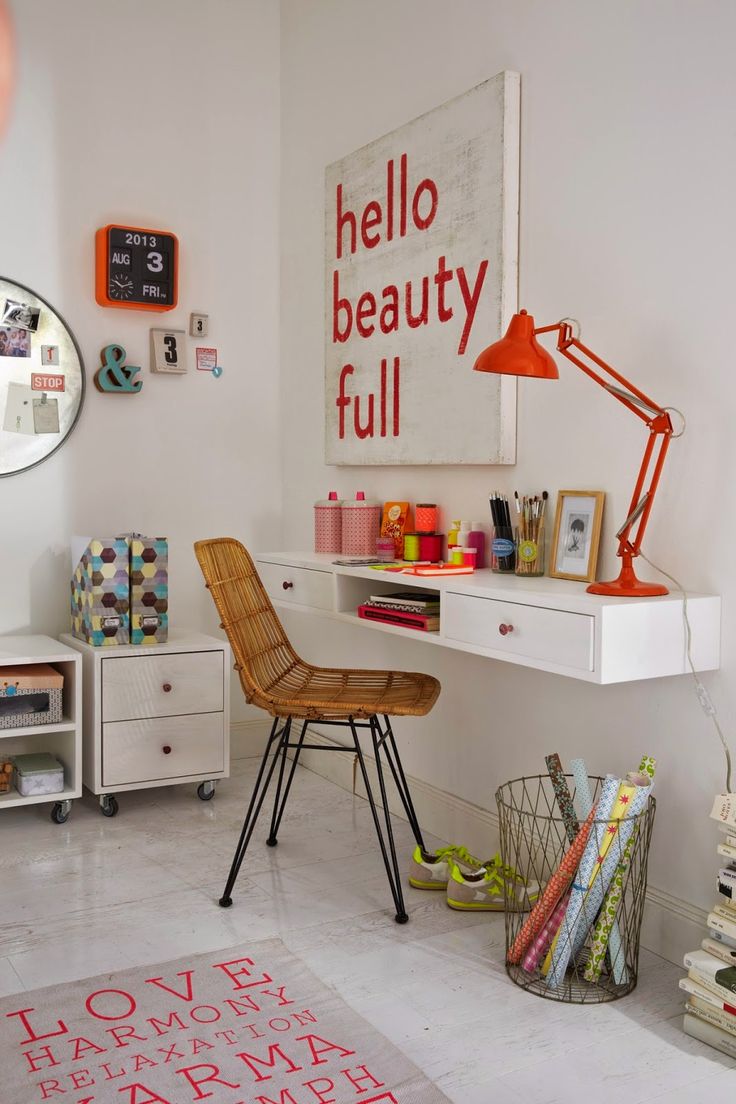 Fun kids rooms with a touch of red