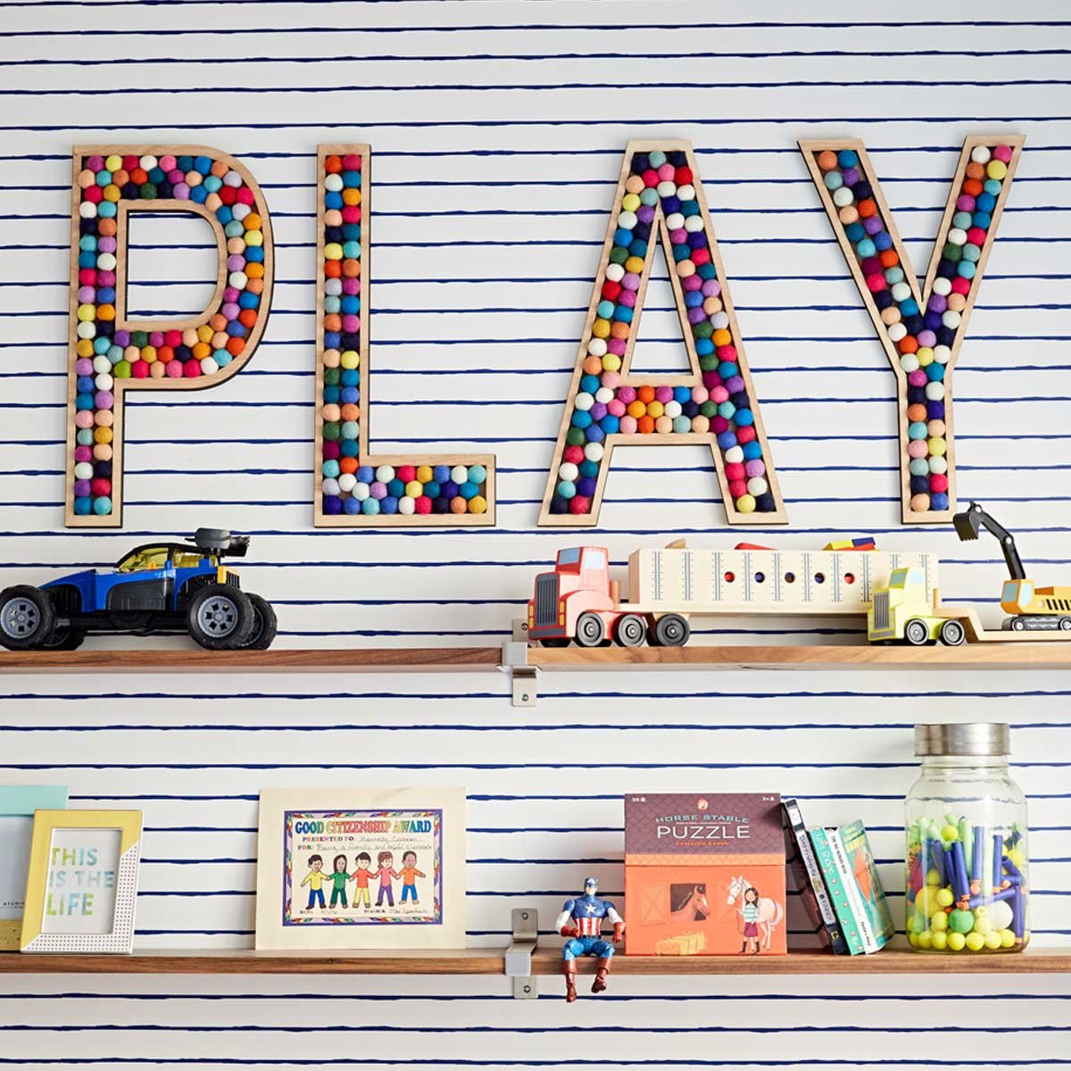 play wall letters